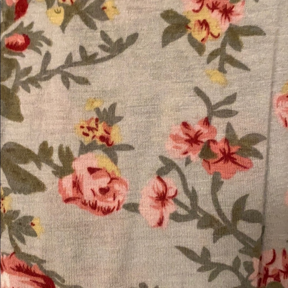 Flower top - Picture 2 of 3